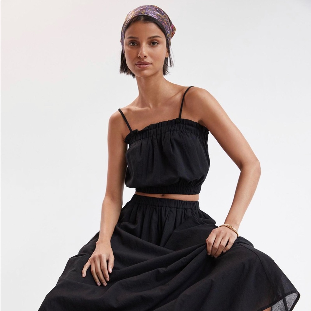 COPY - Anthropologie Black Cropped Tank Top